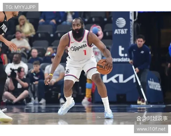 哈登这自律程度，凌晨四点的洛杉矶都嫌他卷