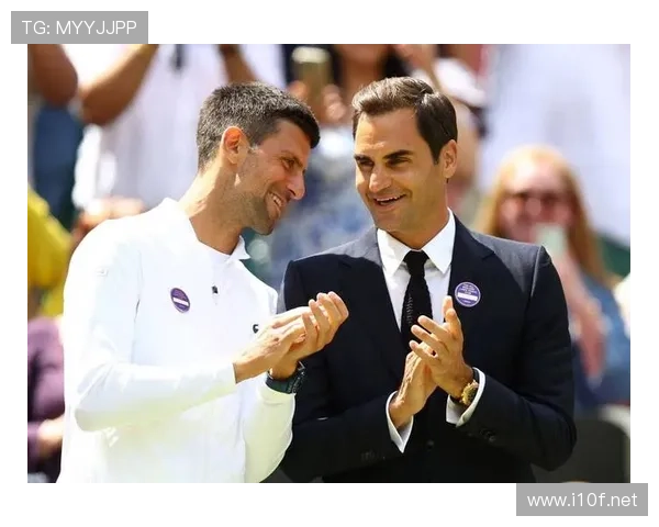 费德勒退役后每天喝三杯手冲咖啡，球拍换成了遛狗绳