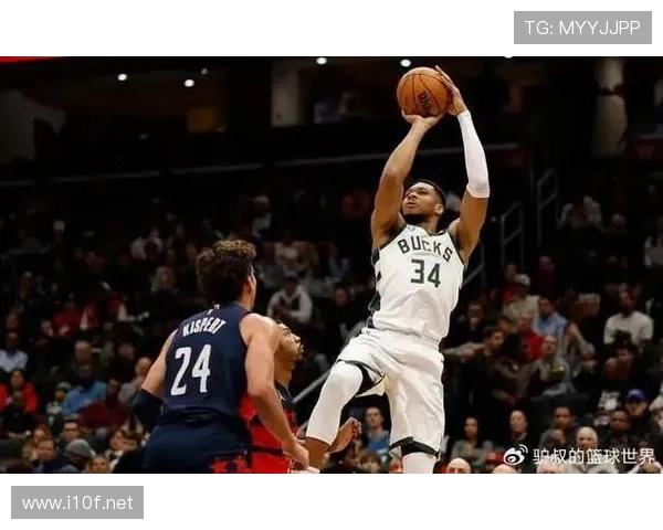 阿德托昆博利用挡拆制造错位显著提升攻防效率